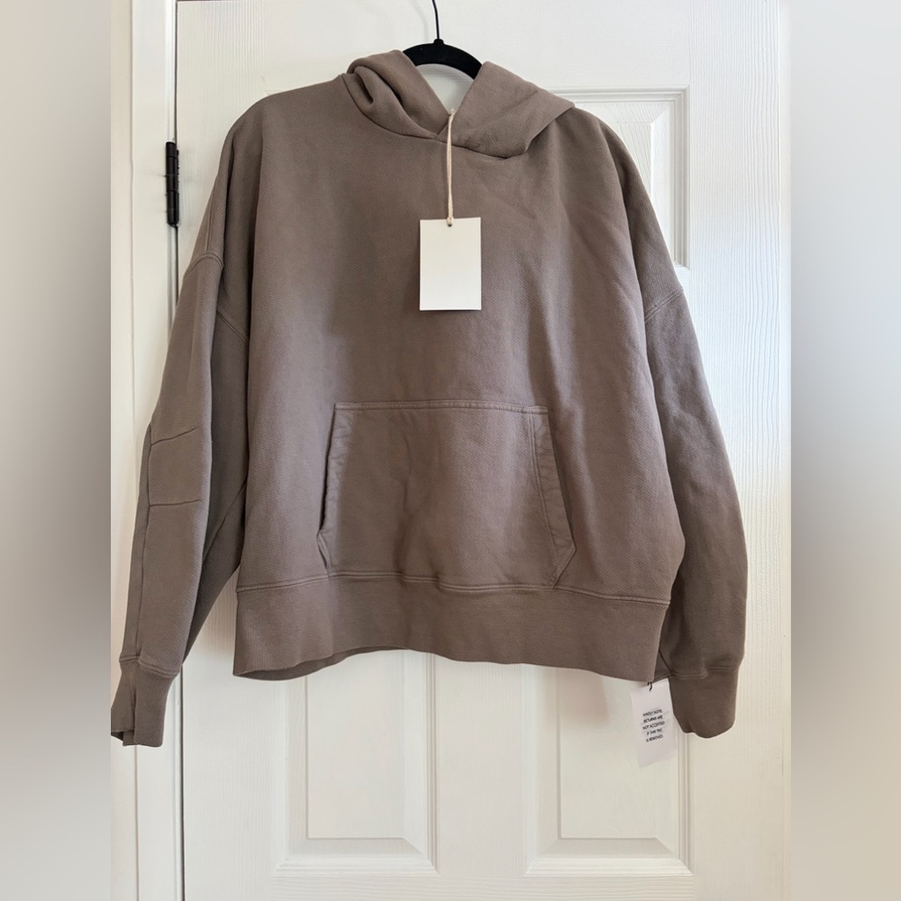 GRLFRND - hoodie - NEW WITH TAGS - Picture 2 of 3
